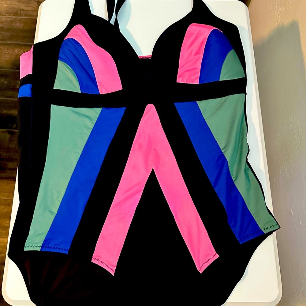 City Chic Color Block Swimsuit (Plus) Never worn